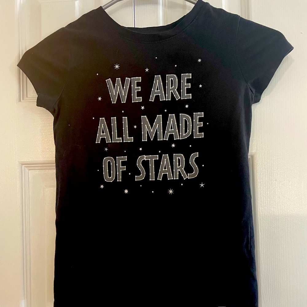 Cat & Jack Girls Size 6X Silver Metallic Stars We Are All Made Of Smiles Top